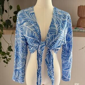 Shade & Shore Blue Palm Print Tie Front Crop Top Womens M Long Sleeve Vacation